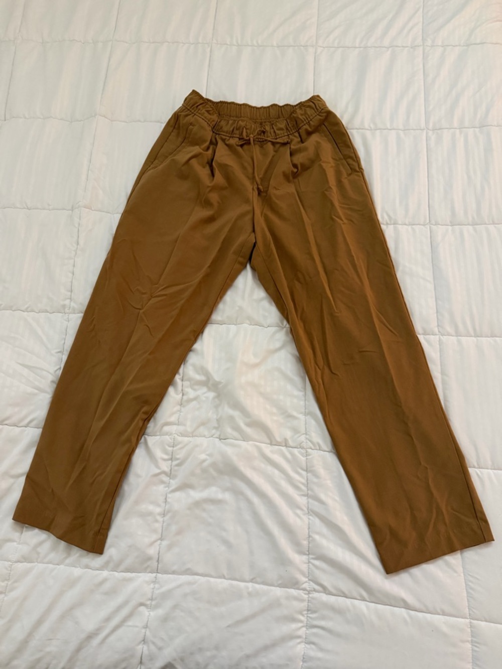 Old Navy Women's Chestnut Elastic-Waist Tapered Pants